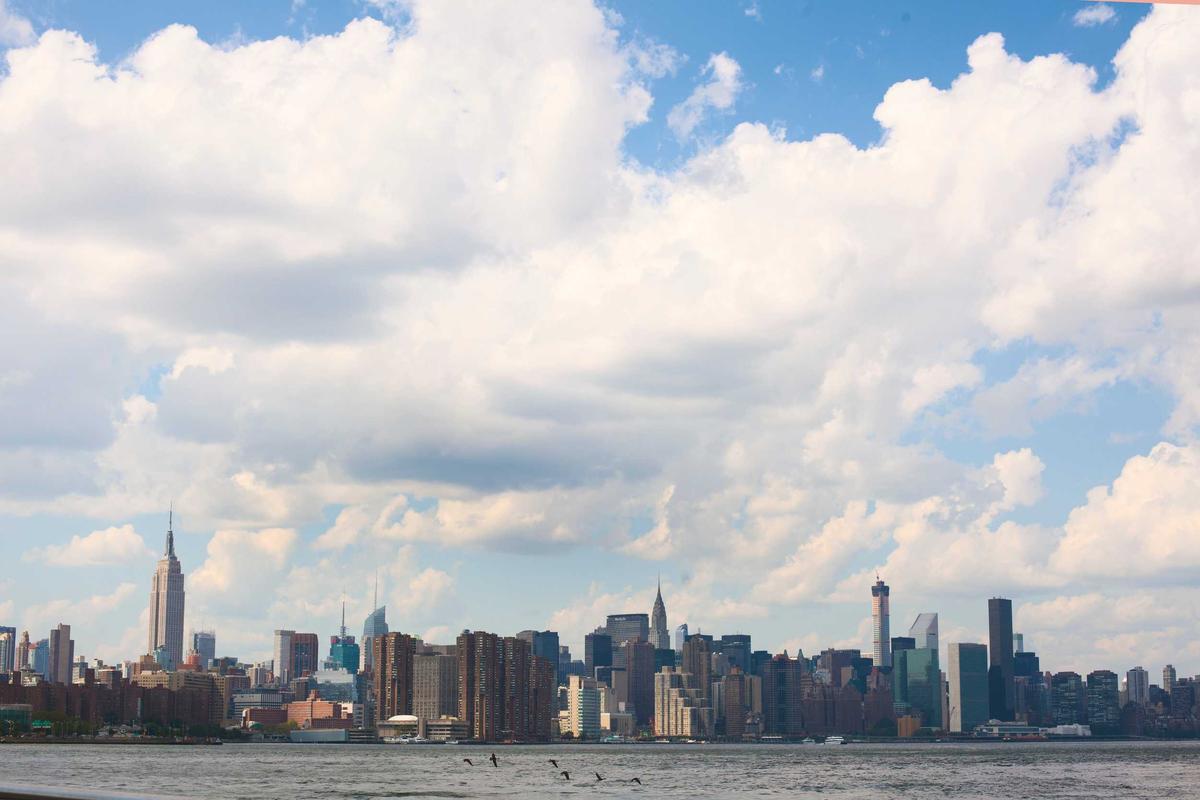 颁奖礼红毯实拍：圈内顶流言论翻车，全网玩梗